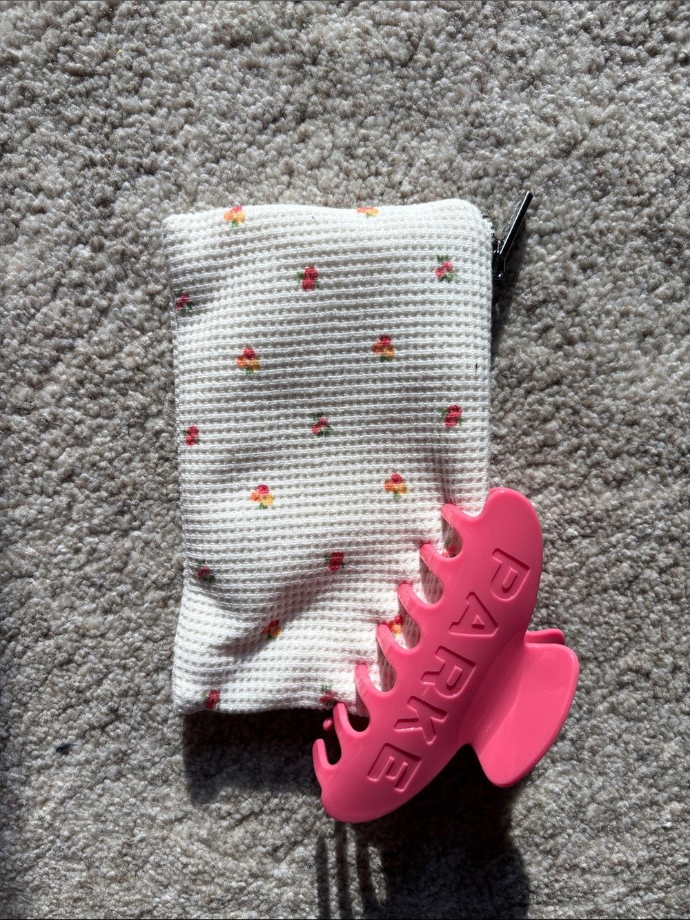 New PARKE claw clip Maggie & Emma Bloom Pink  Floral SOLD OUT ON WEBSITE!